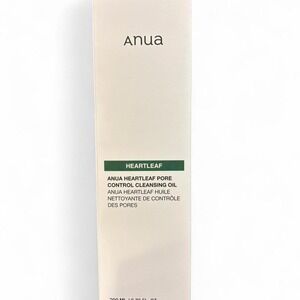 Anua Heartleaf Pore Control Cleansing Oil